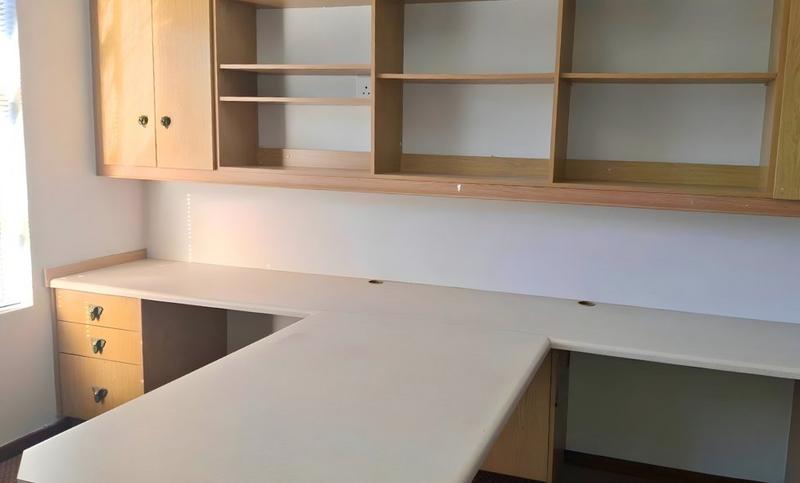 3 Bedroom Property for Sale in Heiderand Western Cape